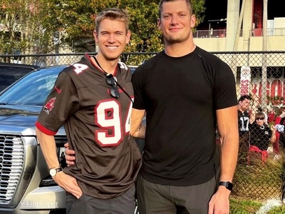 Ο Carl Nassib επιβεβαίωσε ότι ο Søren Da...