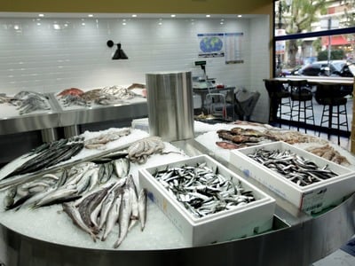 Δυτική Ελλάδα: Έκλεψαν ψάρια αξίας 1.800...