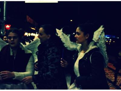 Πάτρα: Με παραμύθια γέμισε ο Προαστιακός