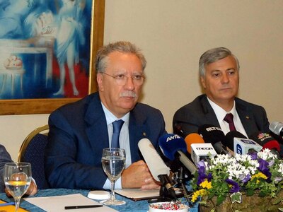 Διαβουλεύσεις επί διαβουλεύσεων μετά την...