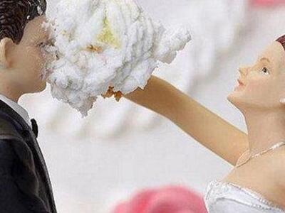 Οι... απατημένοι «καρφώνουν» τους συντρό...