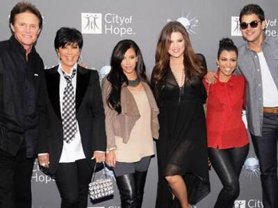 Η οικογένεια Καρντάσιαν έφτασε στη Μύκον...