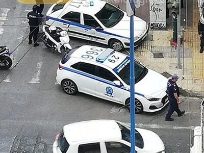 Πυροβολισμοί στο κέντρο της Αθήνας με έν...