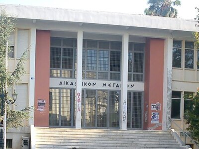 Αναστάτωση στα δικαστήρια Πύργου από κρο...