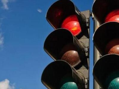 Χωρίς φανάρια και σήμερα το πρωί στη Γούναρη 