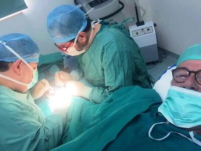 Η selfie  Πατρινού γιατρού Τάκη Σαλονικί...