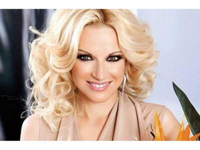 Η Μαρία Μπεκατώρου αποκάλυψε την πιο ρομ...