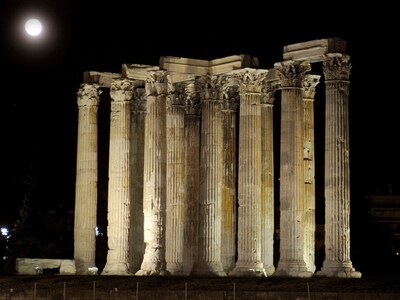 "Πλημμύρισε" από κόσμο η Ακρόπ...