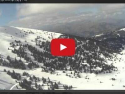 Καλάβρυτα: Ανεμοπορώντας πάνω από τη Νερ...