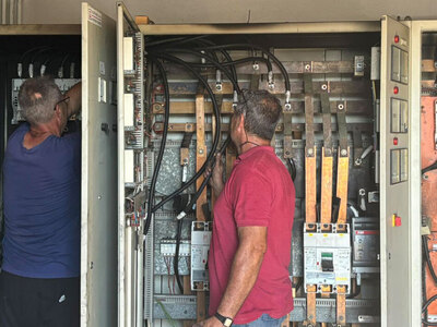 Κέρκυρα: Χωρίς νερό λόγω πυρκαγιάς στο α...