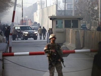 Έκρηξη παγιδευμένου αυτοκινήτου έξω από ...