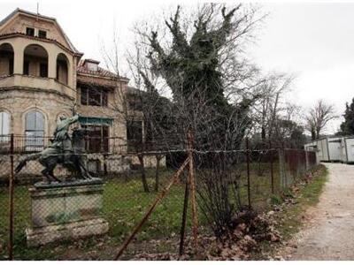 Αλήθειες και ψέματα για το Τατόι