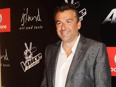 Ο Γιώργος Λιάγκας υπερασπίζεται την έγκυ...