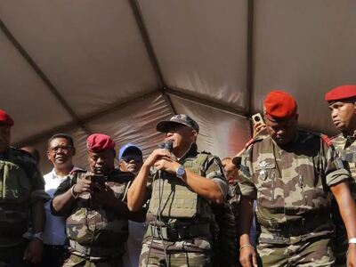 Μαδαγασκάρη: Ο στρατός ανακοίνωσε ότι «α...