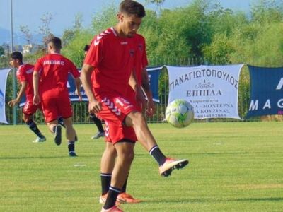 Πλήρωσε το παράβολο και κατεβαίνει κανον...