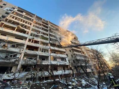 Ουκρανία: Νέα χτυπήματα σε πολυκατοικίες...