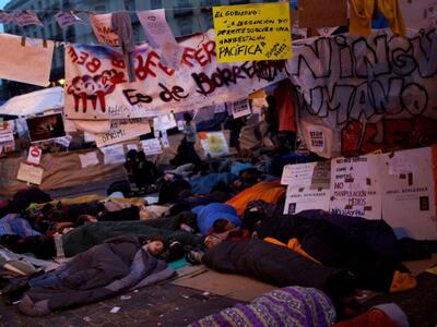 Βαρκελώνη: Διώχνουν τους Αγανακτισμένους...