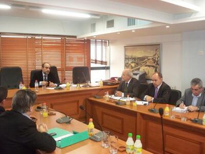 Πύργος: Ξεκινά σε λίγο η συνεδρίαση της ...