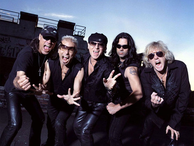 Διεθνές Φεστιβάλ Πάτρας: Από Θάνο Μικρού...