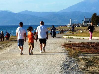 Οι Πατρινοί  βρίσκουν διέξοδο στο θαλάσσ...