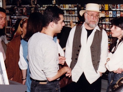 Η φωτ. είναι από την παρουσίαση του δίσκ...