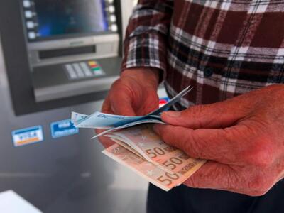 ΟΑΕΕ: Χωρίς δανεικά θα καταφέρουν να πλη...