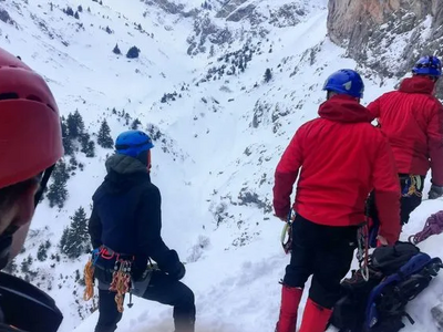 Φωκίδα: Νεκροί κάτω απο χιονοστιβάδα εντ...