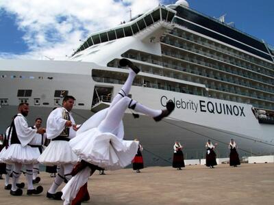 Κατάκολο: Δείχνουν στους τουρίστες τι εσ...