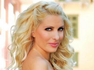 Πρεμιέρα για τον "Καφέ με την Ελένη"