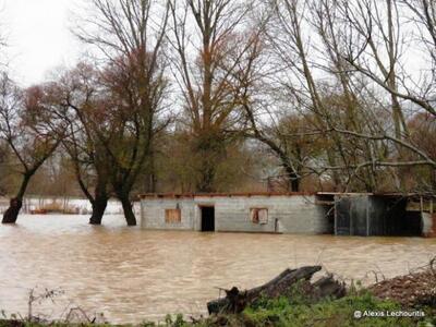 ...περιουσίες χάθηκαν και "αγρόν αγ...