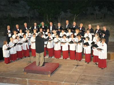 Στην Πάτρα η Αθηναϊκή πολυφωνία