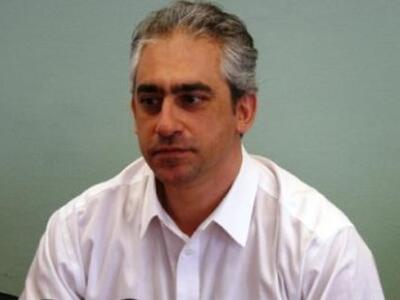 Το "έριξε" στον χορό ο Αντιρρι...