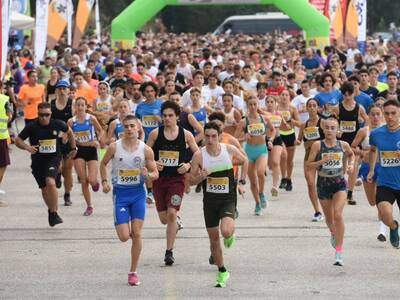 4ος Νυχτερινός ημιμαραθώνιος «Φάνης Τσιμ...