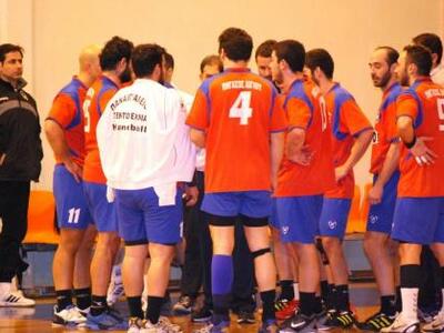 Χάντμπολ: Νίκη στη "στροφή" το...