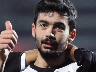 Ο Κλάους διαψεύδει την ανάρτηση με τον Γ...