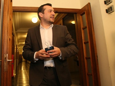 Ανοικτή συνέλευση του ΣΥΡΙΖΑ στην Πάτρα ...