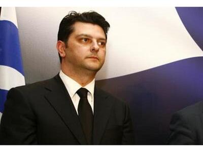 Μπεκίρης: όχι σε εκπαιδευτικούς - εσωτερ...