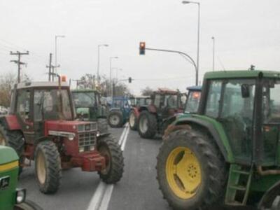Τρίωρο μπλόκο και στην Πατρών Πύργου από...