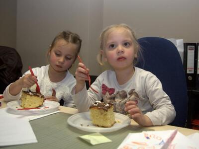 Η επόμενη γενιά, επί τω έργω