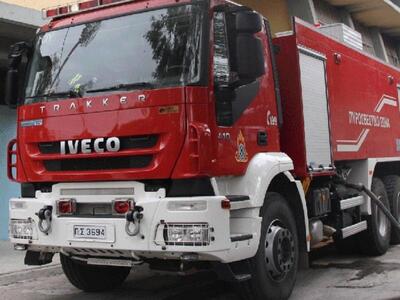 Πάτρα: Φωτιά σε μηχανή μετά από σύγκρουση με Ι.Χ.