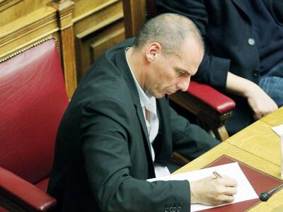 Βαρουφάκης: Δεν υπογράφω αύξηση του ΦΠΑ στα νησιά