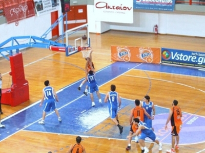 Με μικροπροβλήματα η Ολυμπιάδα κόντρα στον Αμύντα