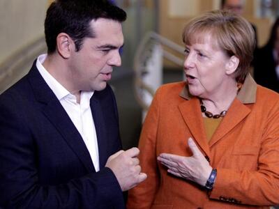 Διαβεβαιώσεις Μέρκελ σε Τσίπρα ότι εργάζ...