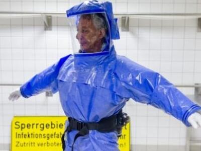 Έμπολα: 150 εκ. δολάρια για την αντιμετώ...