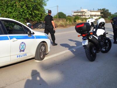 Αιτωλικό: Επιχείρησαν να διαφύγουν τροχο...