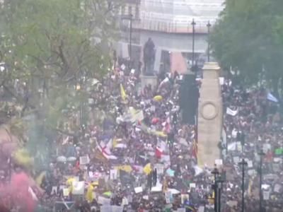 Βγήκαν στους δρόμους αρνητές του κορωνοϊ...