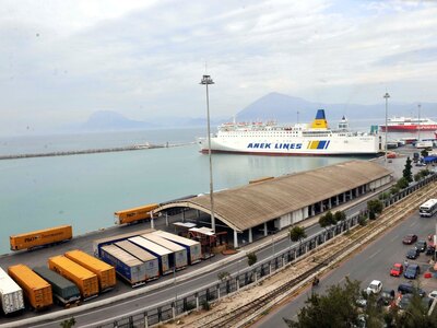 «Ναυμαχία» στο Δημοτικό Συμβούλιο για το...