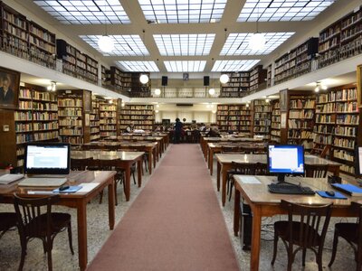 Πάτρα: Ο Λάμπρος Βρεττός στο Φιλολογικό ...