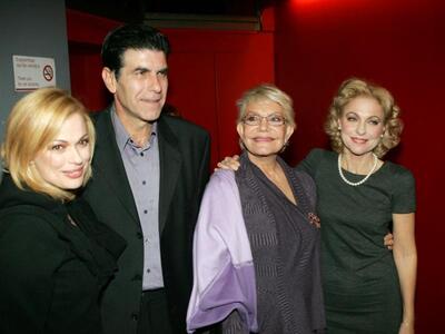 Δείτε φωτογραφίες από την πρεμιέρα της π...