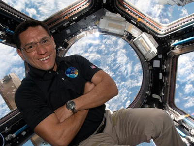 Πώς ο αστροναύτης Frank Rubio ζει στο Δι...